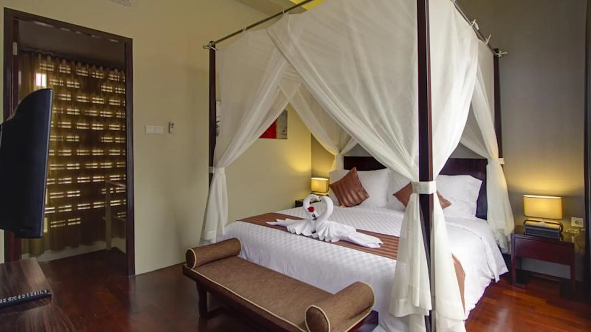 18 Suite Villa Loft At Kuta Kuta Lombok Θέρετρο